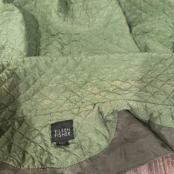 Green Eileen Fisher Quilted Silk Jacket sz S Lightweight Jacket - Picture 3 of 11